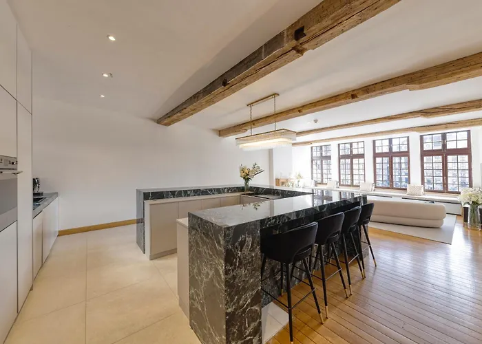 Unique Flat On The Grand Place